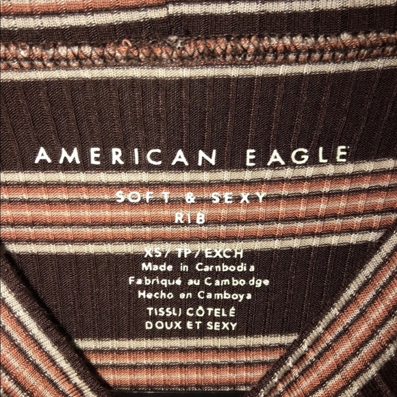 American Eagle Top - Picture 3 of 3